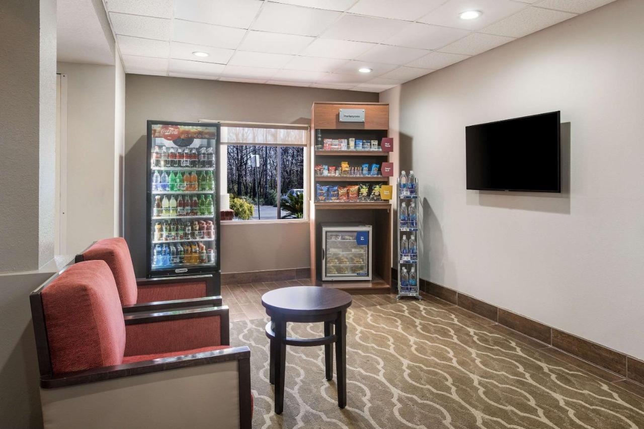 Comfort Suites Forsyth Near I-75 Exteriér fotografie