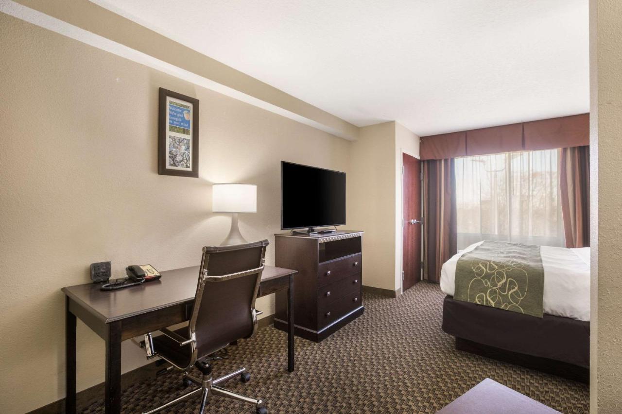 Comfort Suites Forsyth Near I-75 Exteriér fotografie