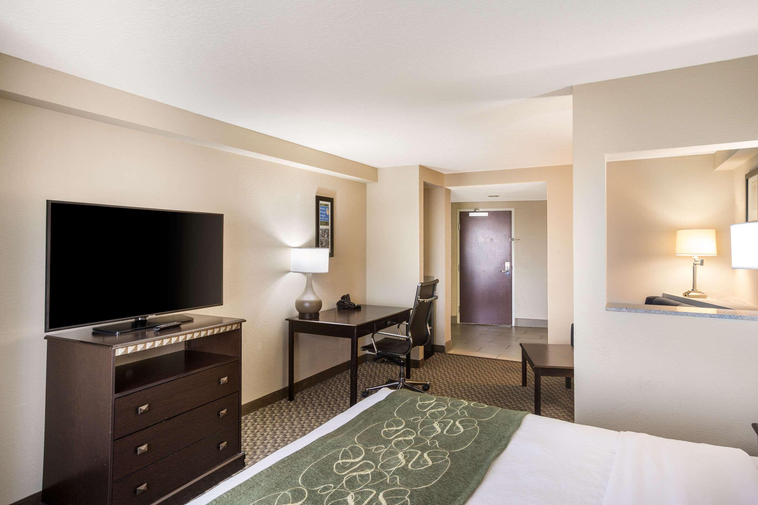 Comfort Suites Forsyth Near I-75 Exteriér fotografie
