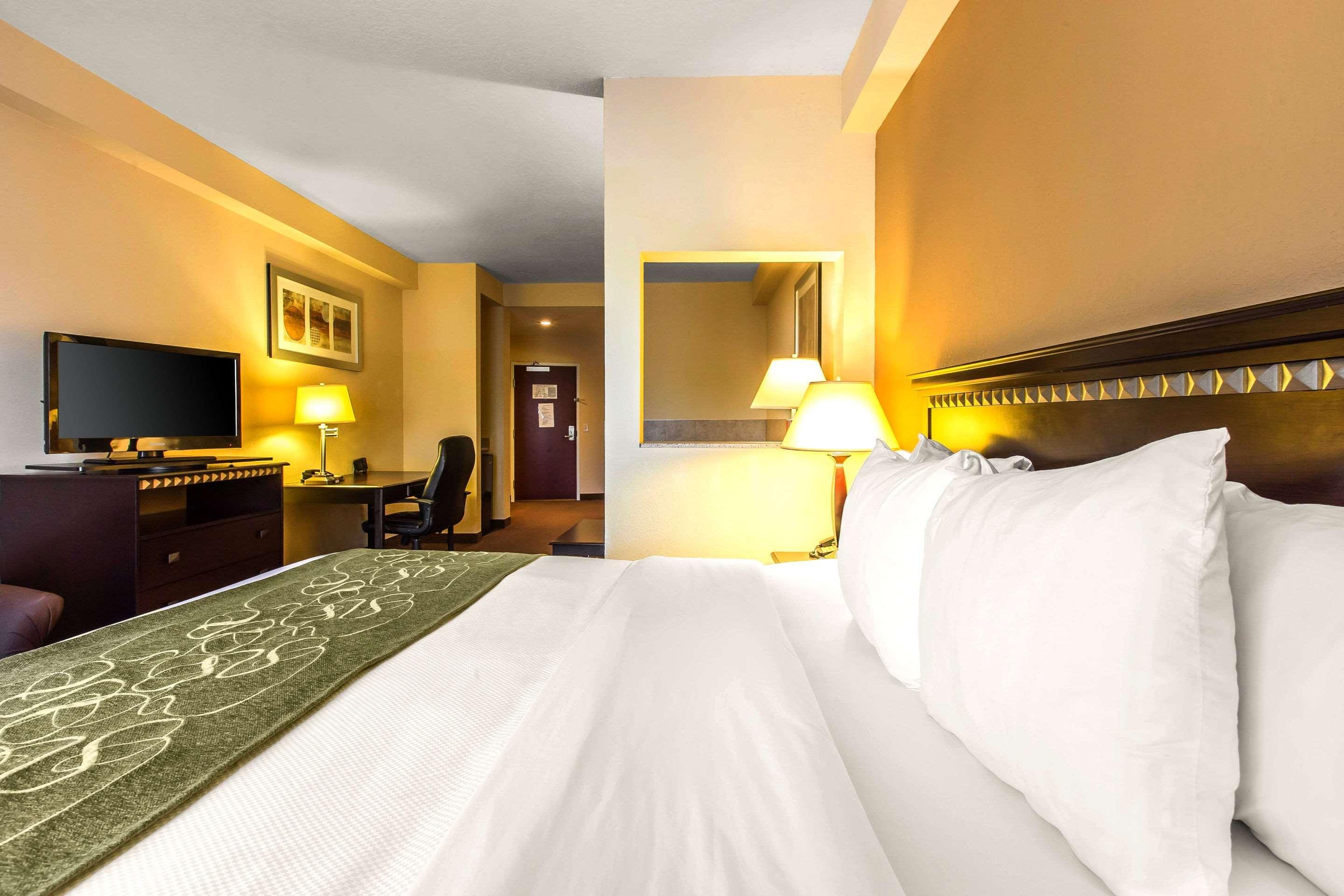 Comfort Suites Forsyth Near I-75 Exteriér fotografie